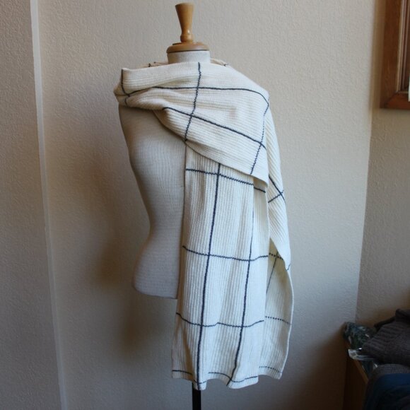 Halogen Mens or Women's Long Cream Gray Oversized Cashmere/Wool Scarf - Picture 1 of 3